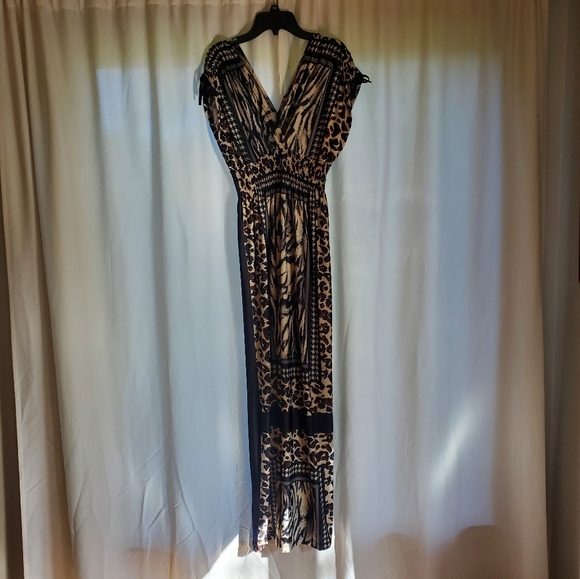 SB Fashion Cheetah Leopard Animal V Neck Ruched Waist Fashion Dress Size 9 - Picture 4 of 11